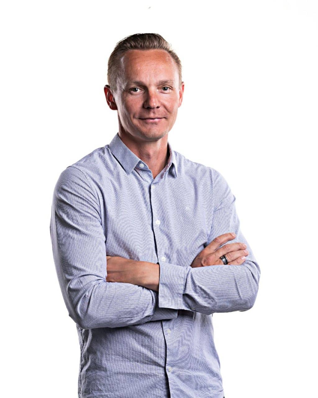 Petter Kukkonen on entinen Suomen yhdistetyn maajoukkueen päävalmentaja, kirjailija, YLE:n asiantuntija, puhuja ja perheenisä.